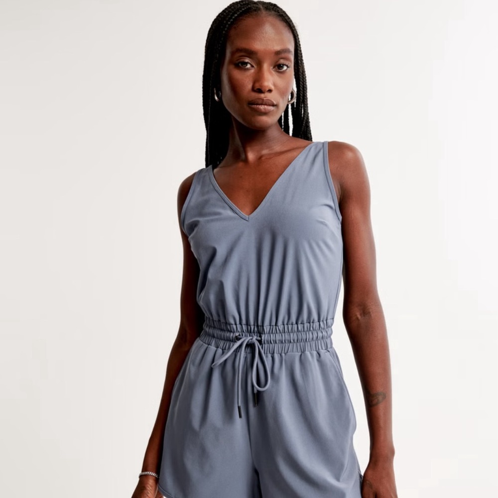 Abercrombie Traveler V-Neck Romper